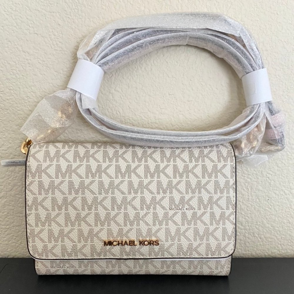 New Michael Kors Jet Set Travel Crossbody Bag
